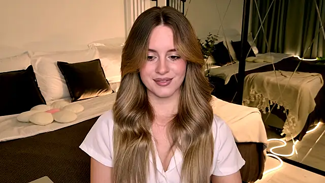 RozzitaBedberry 现场XXX聊天