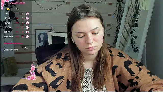 Chat XXX en directo de Josephine_Kiss