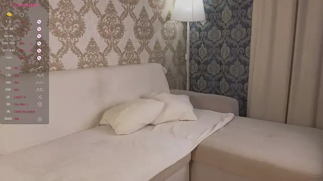 Chat XXX en directo de foxy_bloomm