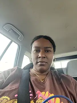 Chatroom XXX en direct de CoCoGoddess_