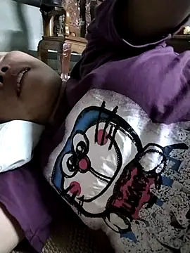 Czat XXX na żywo – Bella-222