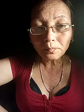 Chat XXX Live Cucci07