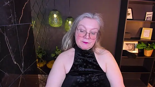 NataliMellow: онлайн-секс-чат