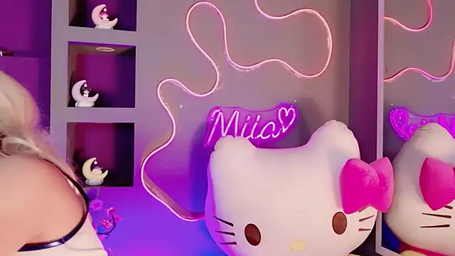 miia__baker: онлайн-секс-чат