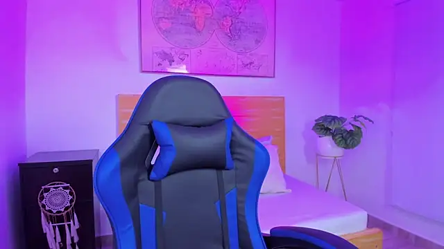 kitty_sweeety_: онлайн-секс-чат