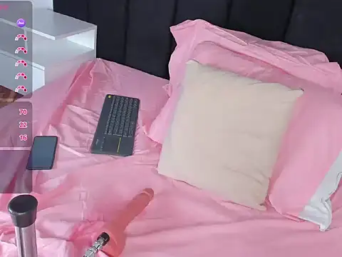 Sophia-Gomezz:  онлайн-секс-чат