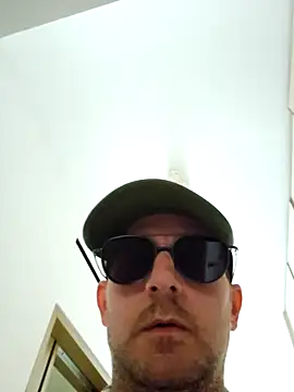 dufatcockn Webbikameraesitys