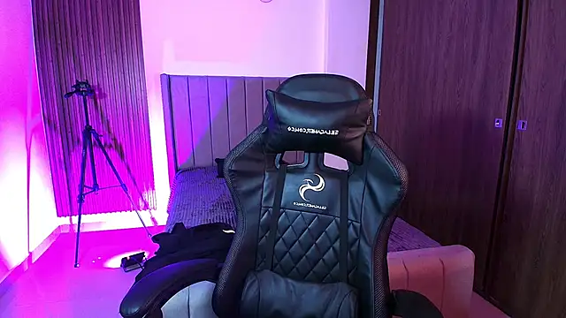 im_Usuga ওয়েবক্যাম শো