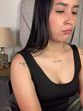 แชท XXX สดของ Val12777