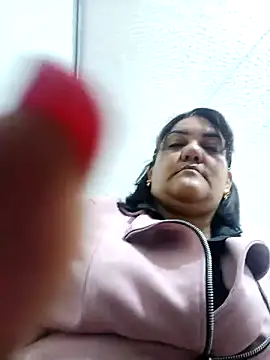 saraladys Chat XXX in diretta