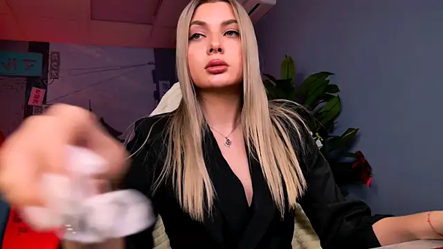 HyileyClark 现场XXX聊天