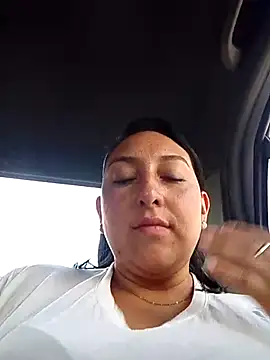 Czat XXX na żywo – Valeria_montana_