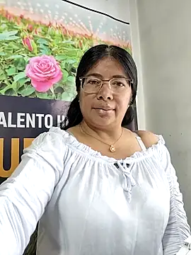 __valentina18のライブXXXチャット