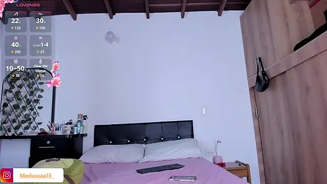 Chat XXX en directo de medussa13_