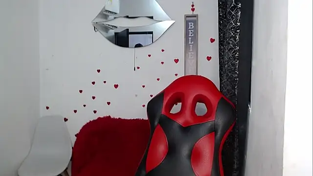 Вебкам-шоу sven_fox723