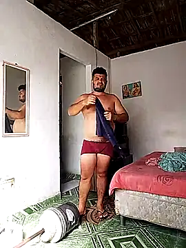 tarra122's Live XXX Chat