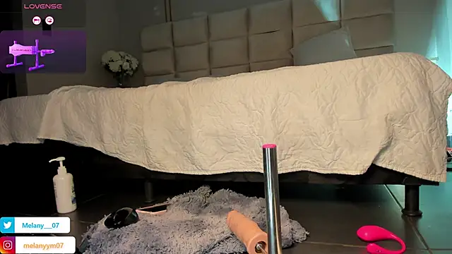 Melany__08's Live XXX Chat