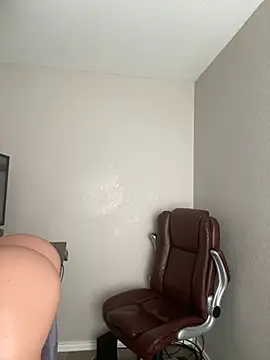 Fathero1time: διαδικτυακό σόου στην κάμερα