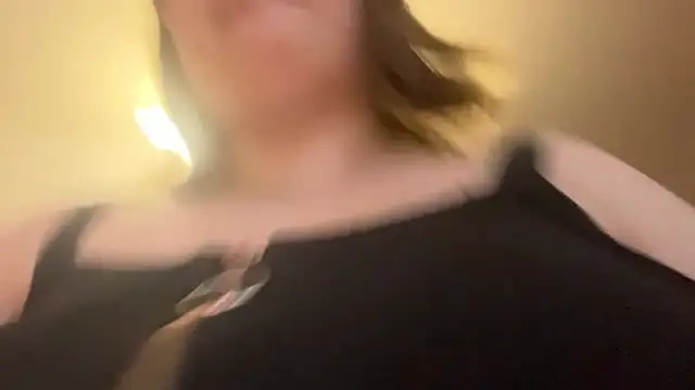 Chat XXX en directo de MarcieAdjei