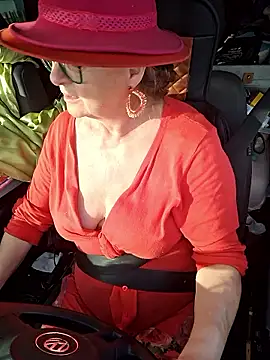 Hot-Muci's Webcam Show