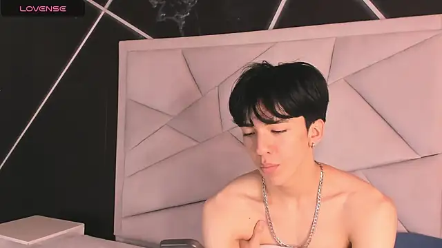 Chat XXX en directo de AerumChae