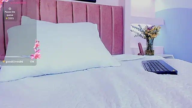 Katteyes__ – Live XXX-chat