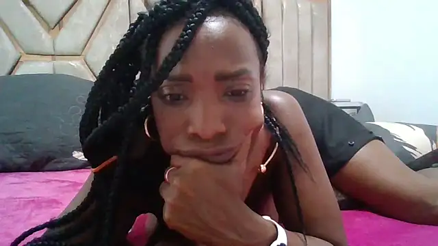 JadaMillss Chat XXX in diretta