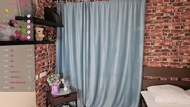 Six_Seven7 Live XXX-chat