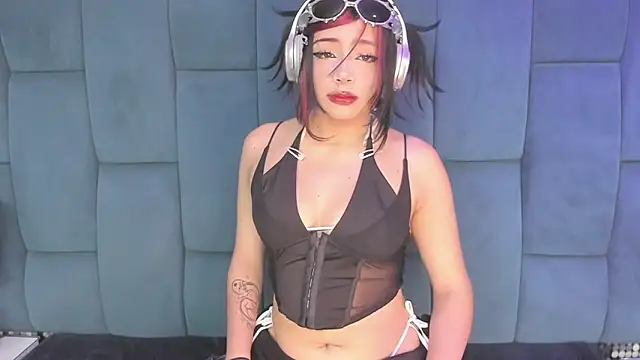 reze_chaw Chat XXX in diretta