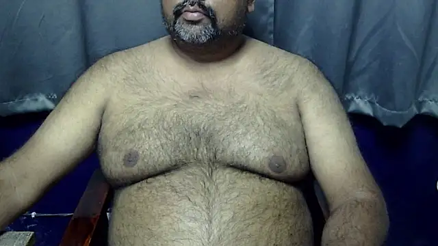 hairysubcub_70 Show in webcam