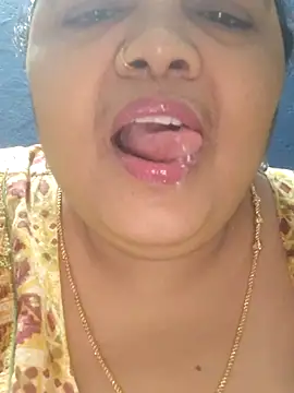 Chatroom XXX en direct de tamilthanushri