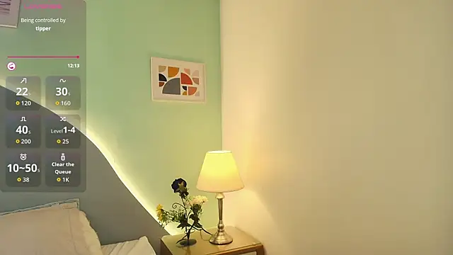 Nicollevsconttei 即時 XXX 聊天