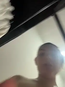 Eva_stark10 Adlı Modelin Canlı XXX Sohbeti