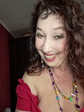 GypsyEsmeralda Adlı Modelin Canlı XXX Sohbeti