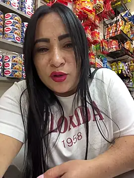 Miia_Jazmin Adlı Modelin Canlı XXX Sohbeti