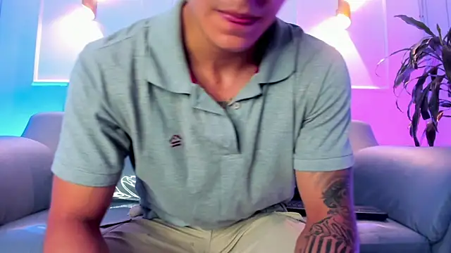 Leo_santoro 网络视讯表演