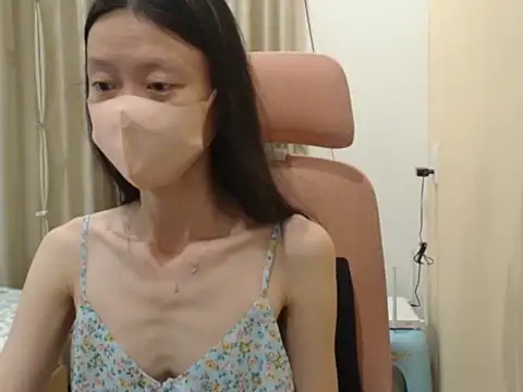 Lil-Cherries – Live XXX-chat