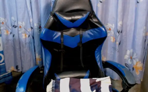 urlover_mae26 Adlı Modelin Canlı XXX Sohbeti