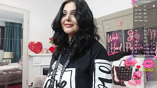 LexyRene Adlı Modelin Canlı XXX Sohbeti