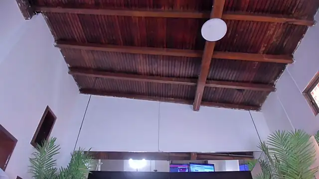 emily-foxn Live XXX chat