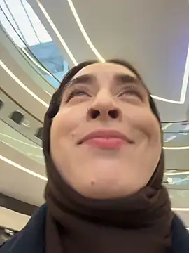 Chatroom XXX en direct de Holly_Play