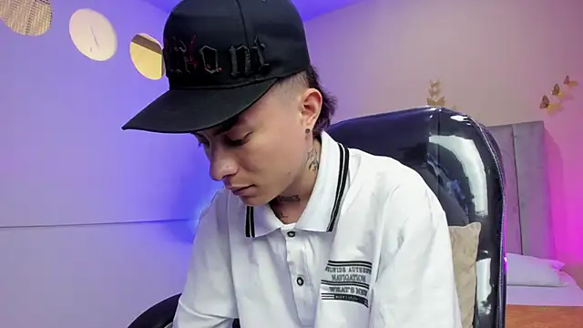 Nascary_Fox Show Webcam