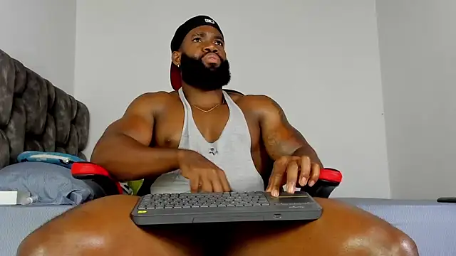 james_musclebbc Webcam Show