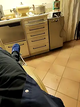 TAMI61 Chat XXX live