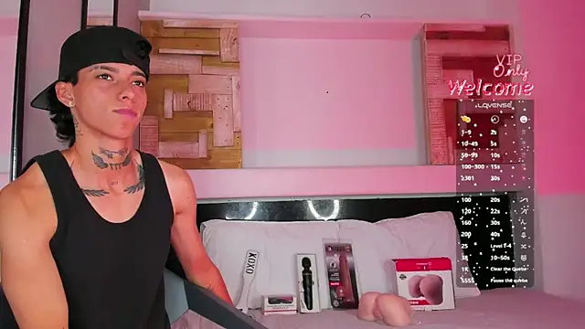 AmberAdams_ Chat XXX in diretta