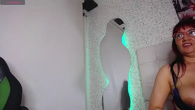 Chat XXX en directo de adalya_y