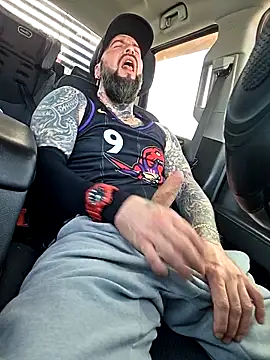 Chat XXX Live Beardedtattood