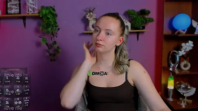 mila_glow1's Live XXX Chat