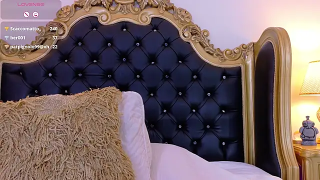 XXX chat uživo modela AdelinaVans