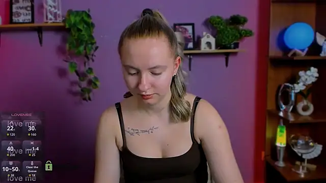 mila_glow1: онлайн-секс-чат